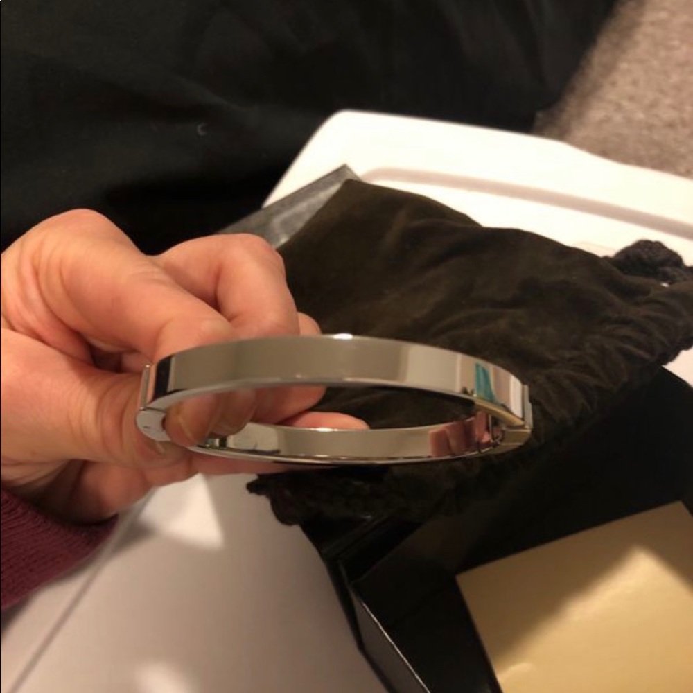 michael kors silver bangle bracelet - Picture 3 of 3